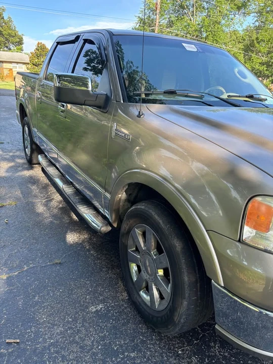 2006 Lincoln Mark LT - Image 6 of 6
