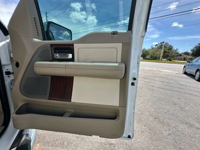 2006 Lincoln Mark LT - Image 10 of 13