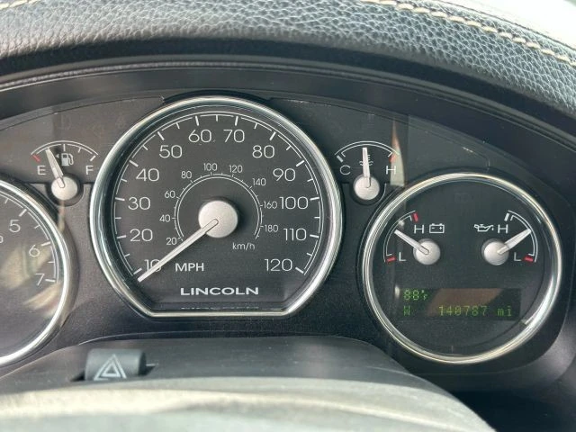 2006 Lincoln Mark LT - Image 11 of 15
