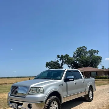 2006 Lincoln Mark LT Pickup 4D 5 1/2 ft