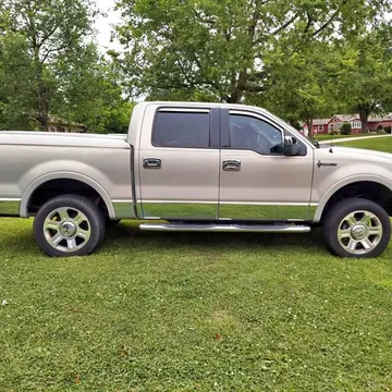 2006 Lincoln Mark LT Pickup 4D 5 1/2 ft