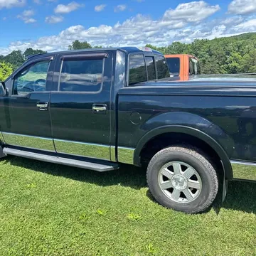 2006 Lincoln Mark LT Pickup 4D 5 1/2 ft