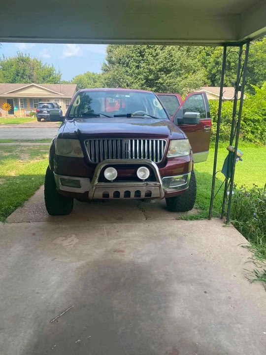 2006 Lincoln Mark LT - Image 4 of 11