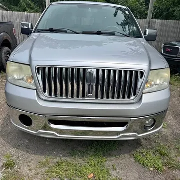 2006 Lincoln Mark LT Pickup 4D 6 1/2 ft