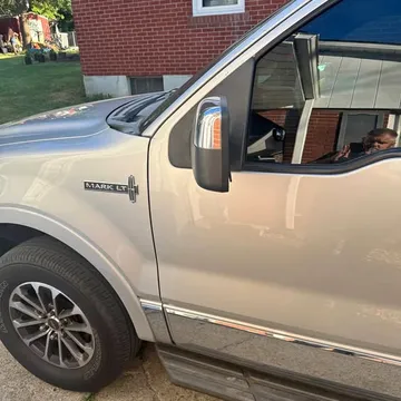 2006 Lincoln Mark LT