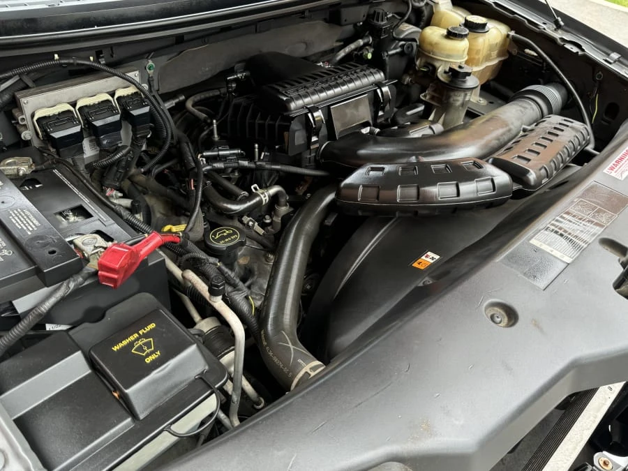 2006 Lincoln Mark LT - Image 9 of 10