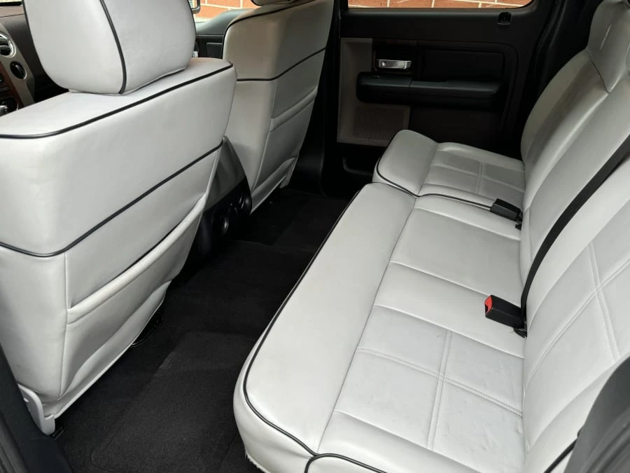2006 Lincoln Mark LT - Image 6 of 10