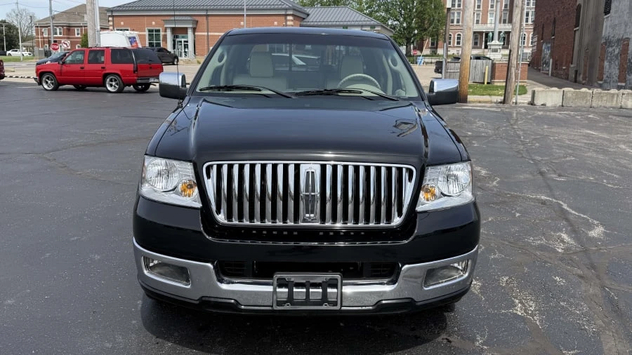 2006 Lincoln Mark LT - Image 3 of 8