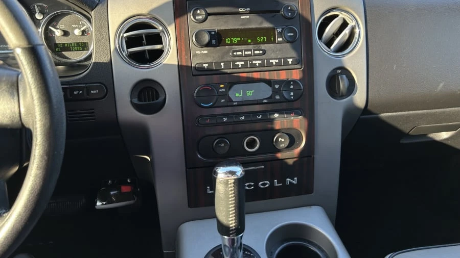 2006 Lincoln Mark LT - Image 12 of 16