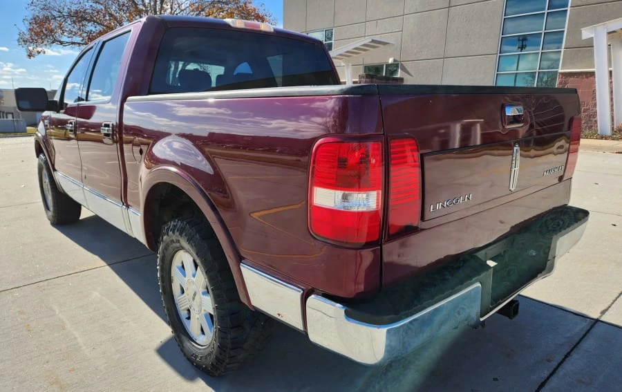 2006 Lincoln Mark LT - Image 3 of 28