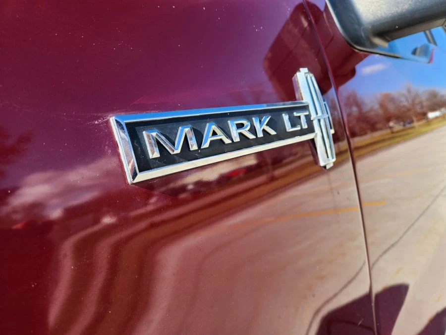 2006 Lincoln Mark LT - Image 8 of 28