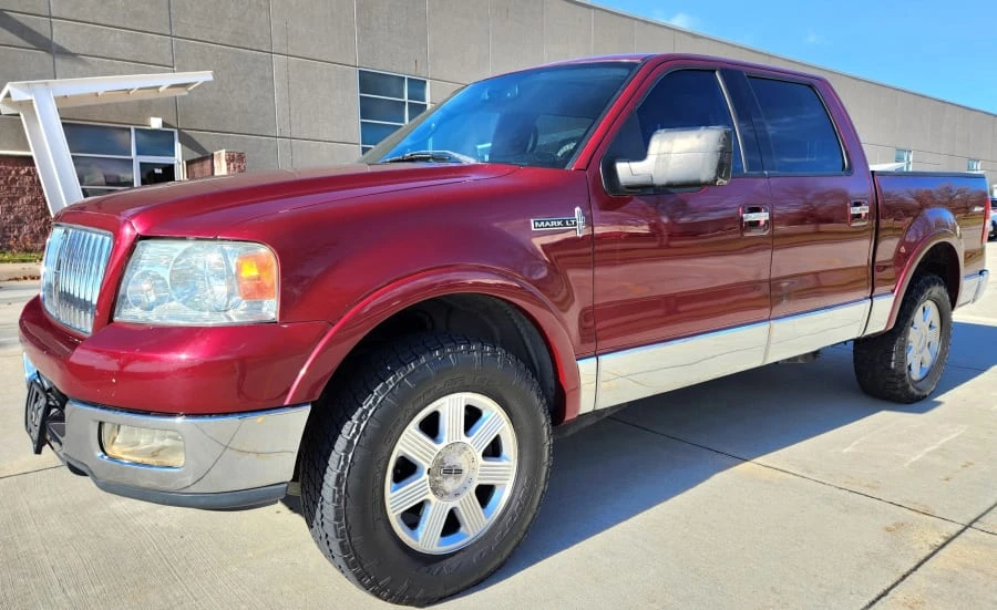 2006 Lincoln Mark LT - Image 15 of 28