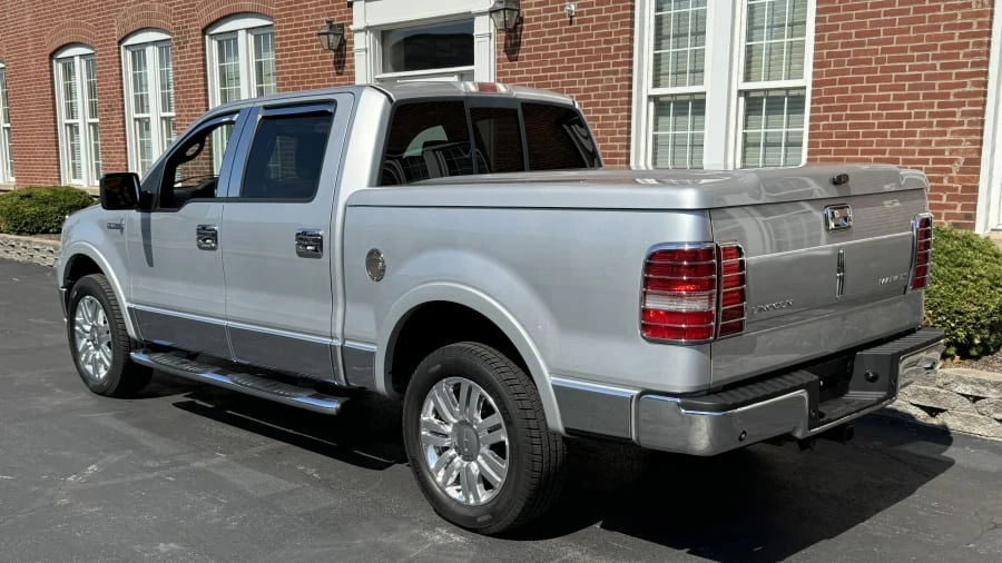 2006 Lincoln Mark LT - Image 3 of 9