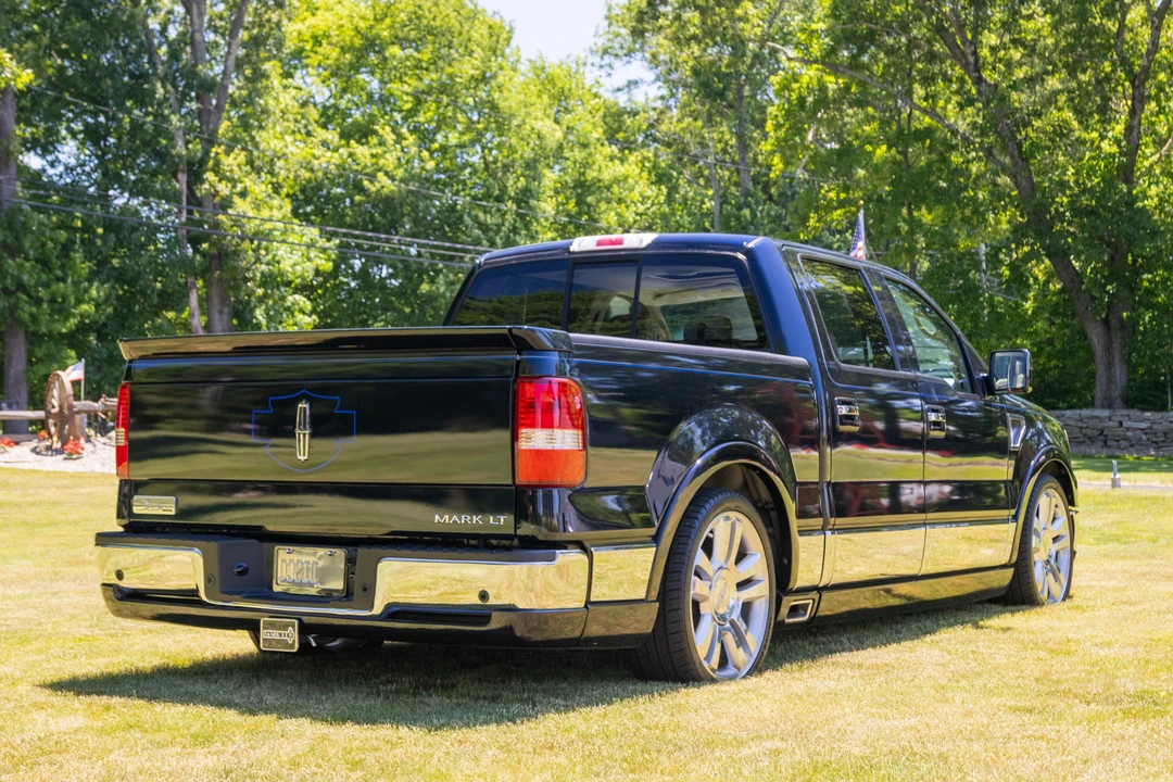 2006 Lincoln Mark LT - Image 4 of 31