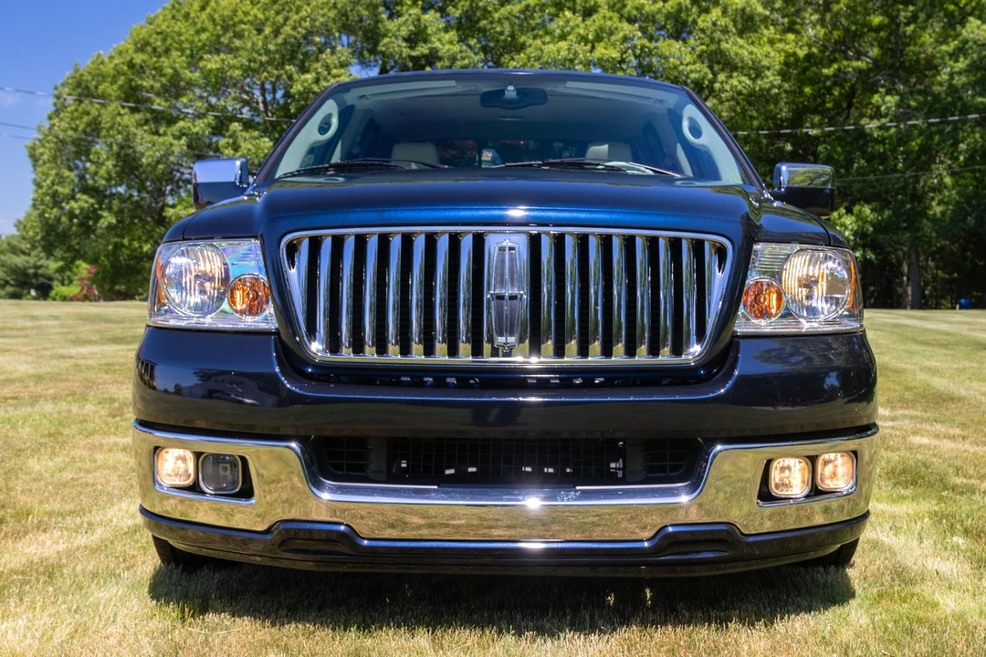 2006 Lincoln Mark LT - Image 6 of 31