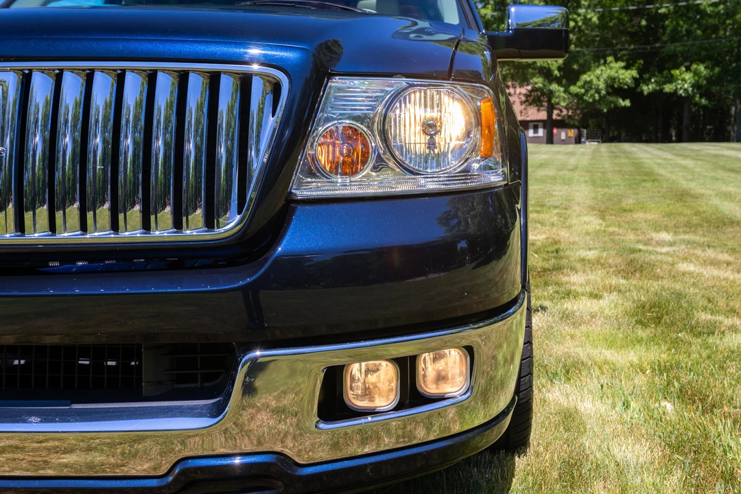 2006 Lincoln Mark LT - Image 14 of 31