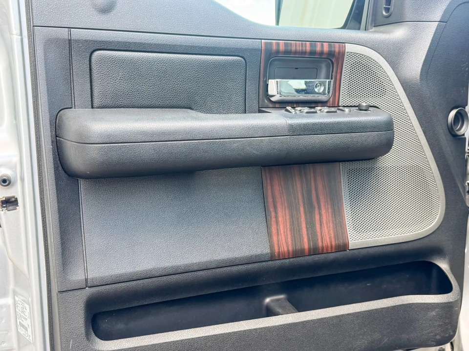 2006 Lincoln Mark LT - Image 18 of 21