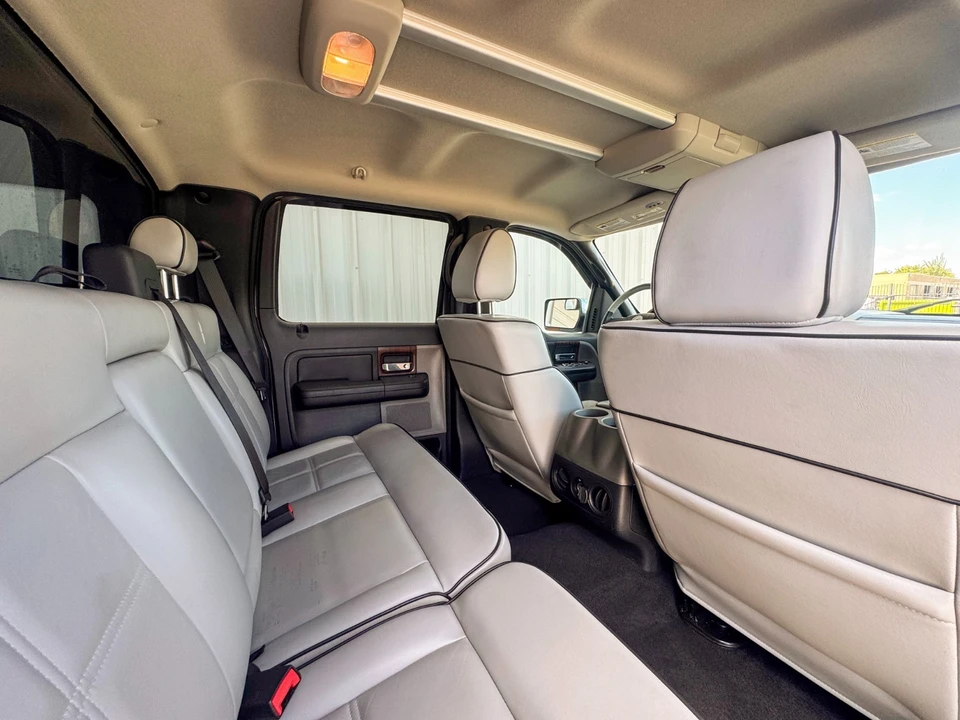 2006 Lincoln Mark LT - Image 10 of 21