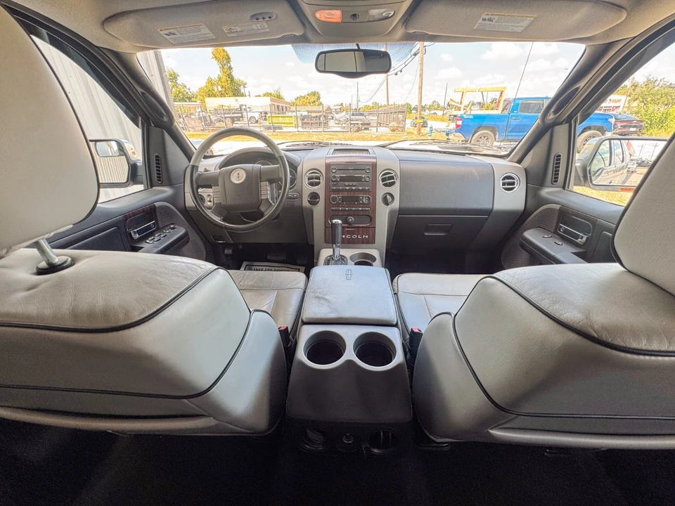 2006 Lincoln Mark LT - Image 11 of 21