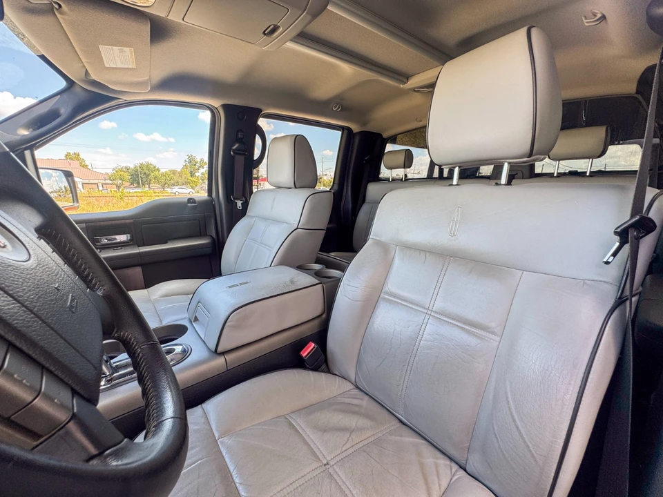 2006 Lincoln Mark LT - Image 20 of 21