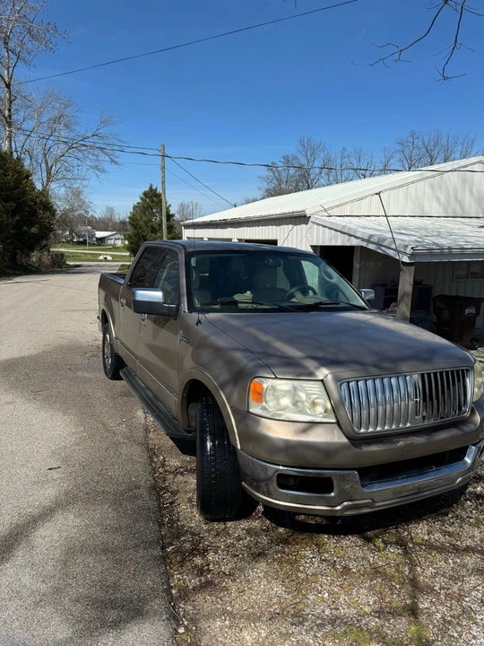 2006 Lincoln Mark LT - Image 13 of 21