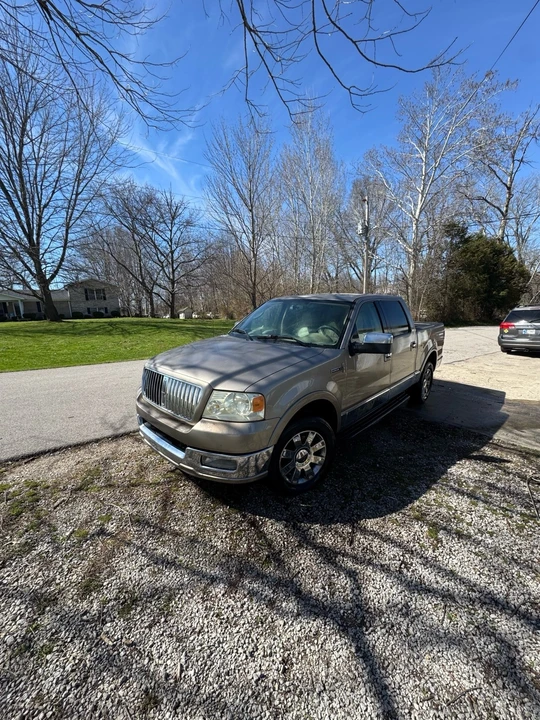 2006 Lincoln Mark LT - Image 15 of 21
