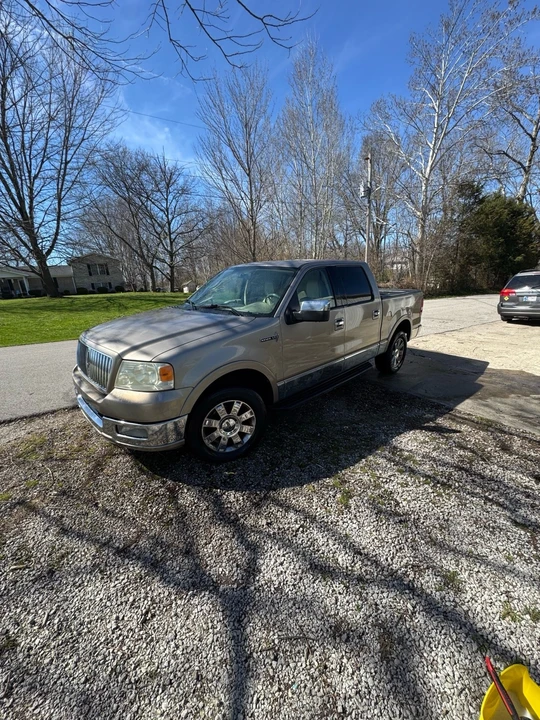 2006 Lincoln Mark LT - Image 12 of 21