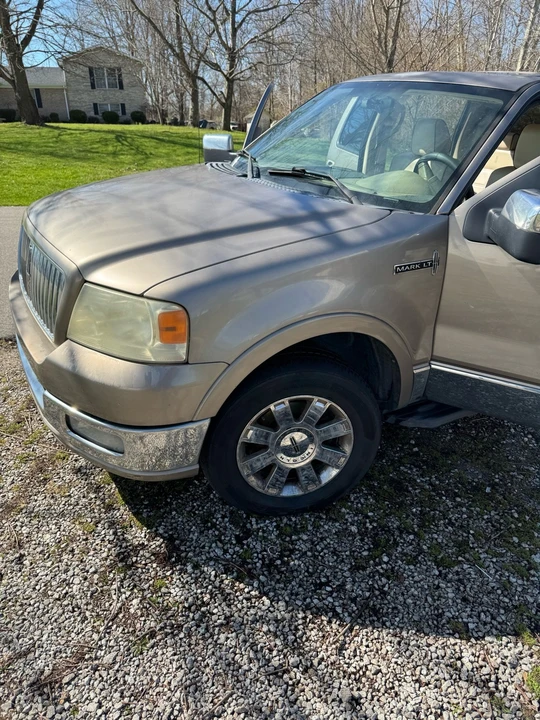 2006 Lincoln Mark LT - Image 8 of 21
