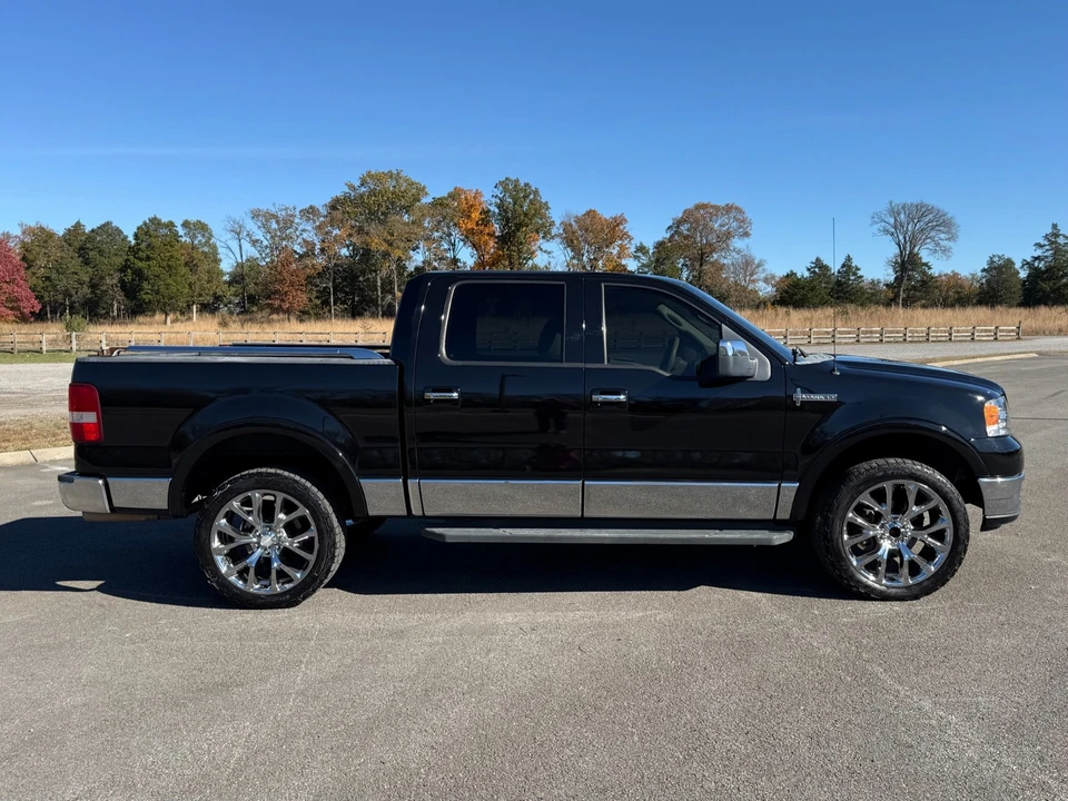 2006 Lincoln Mark LT - Image 7 of 12