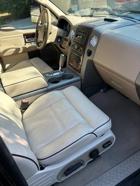 2006 Lincoln Mark LT - Image 5 of 21