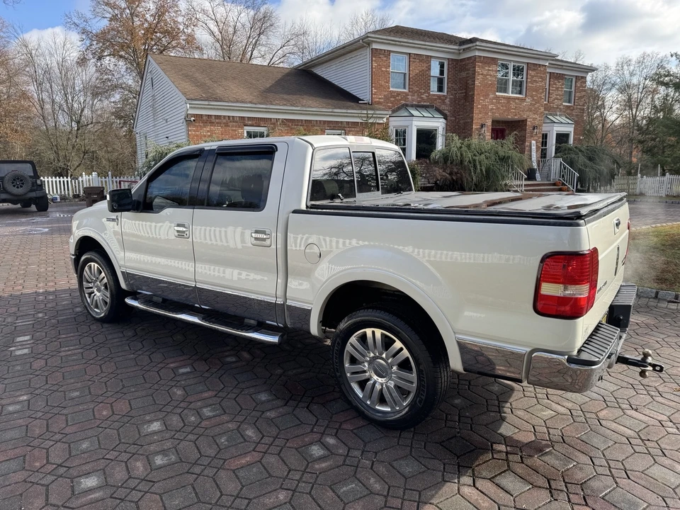 2006 Lincoln Mark LT - Image 3 of 20