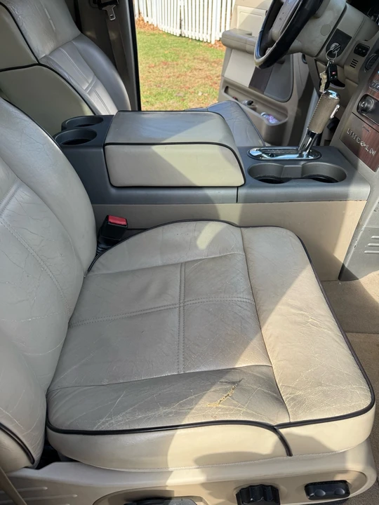 2006 Lincoln Mark LT - Image 17 of 20