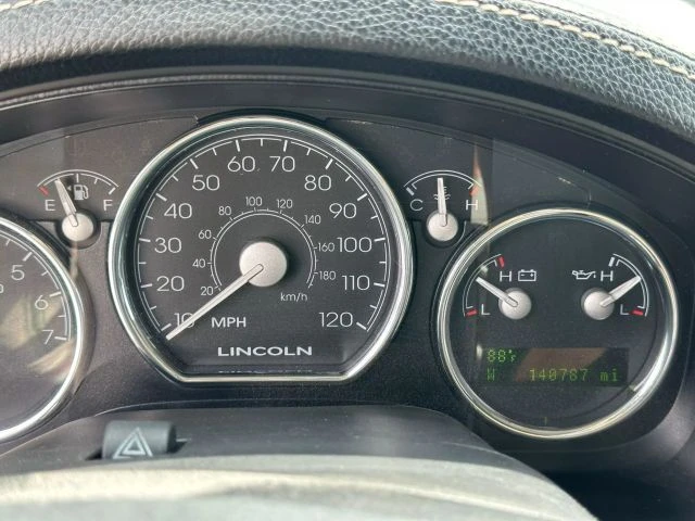 2006 Lincoln Mark LT - Image 11 of 12