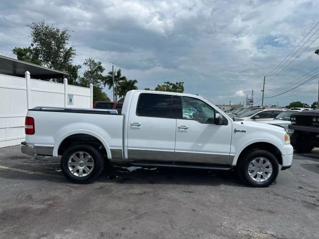 2006 Lincoln Mark LT - Image 2 of 12