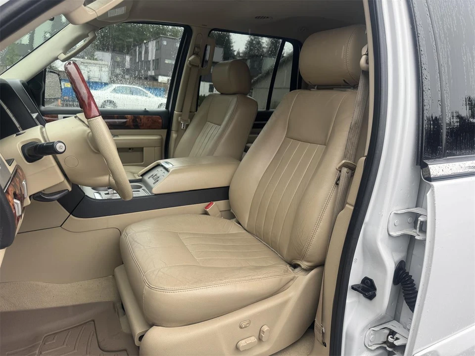 2006 Lincoln Navigator 2nd Gen - Image 13 of 31