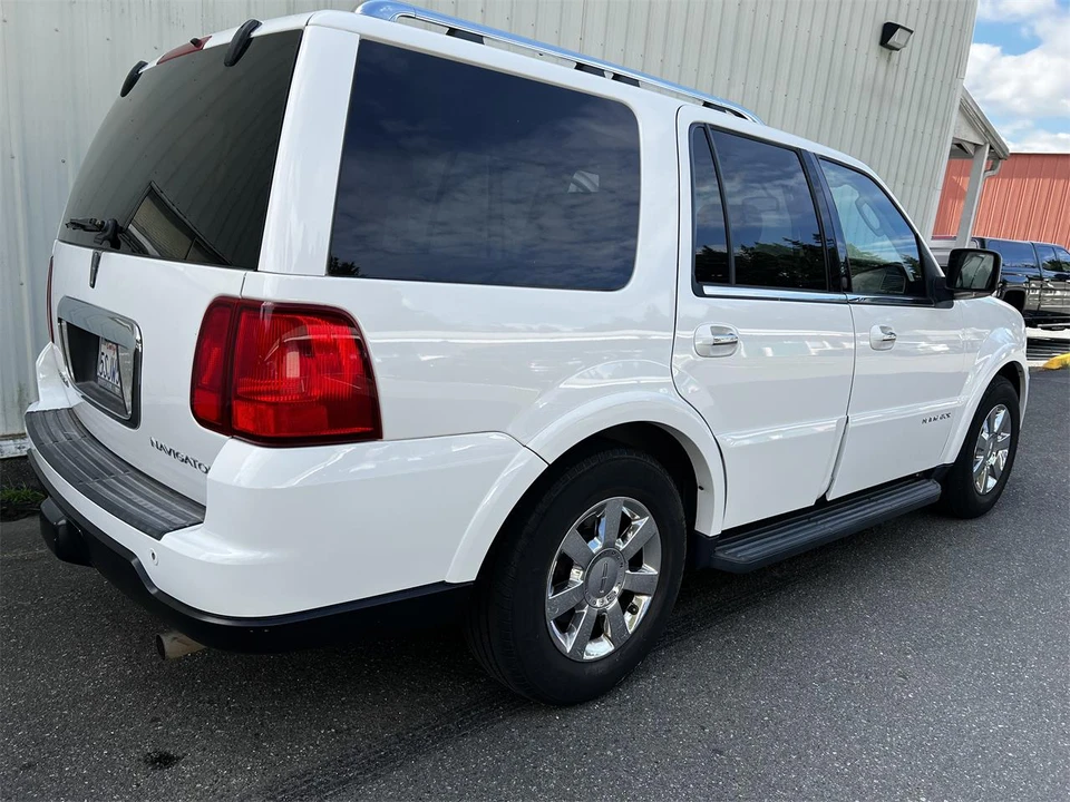 2006 Lincoln Navigator 2nd Gen - Image 7 of 31