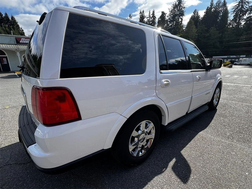2006 Lincoln Navigator 2nd Gen - Image 6 of 31