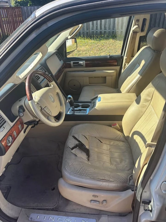 2006 Lincoln Navigator 2nd Gen - Image 9 of 9