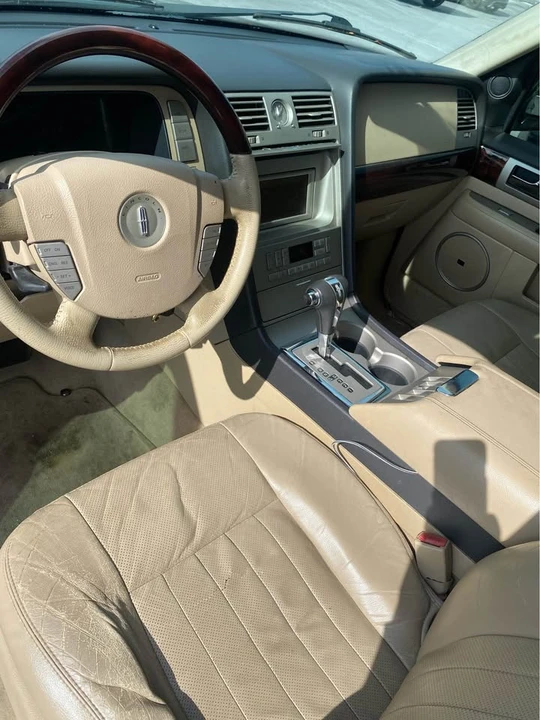 2006 Lincoln Navigator 2nd Gen - Image 6 of 6