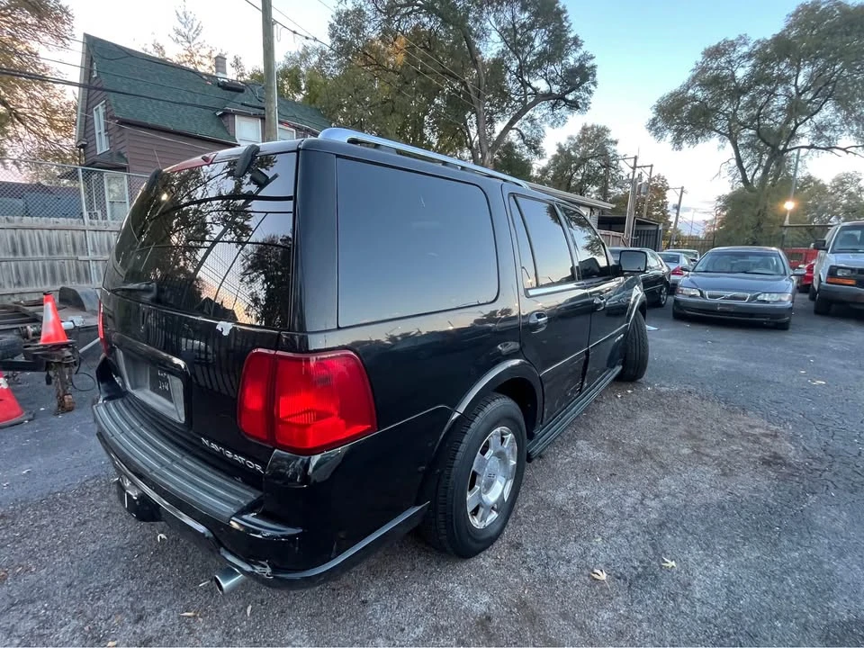 2006 Lincoln Navigator 2nd Gen - Image 5 of 10