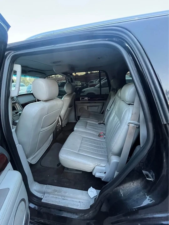2006 Lincoln Navigator 2nd Gen - Image 8 of 10