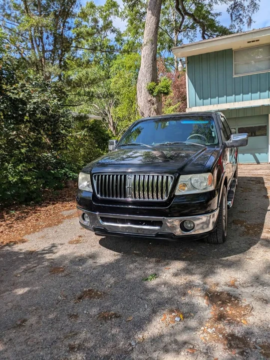 2006 Lincoln Mark LT - Image 5 of 10