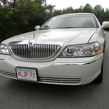 2006 Lincoln Town Car Designer Series