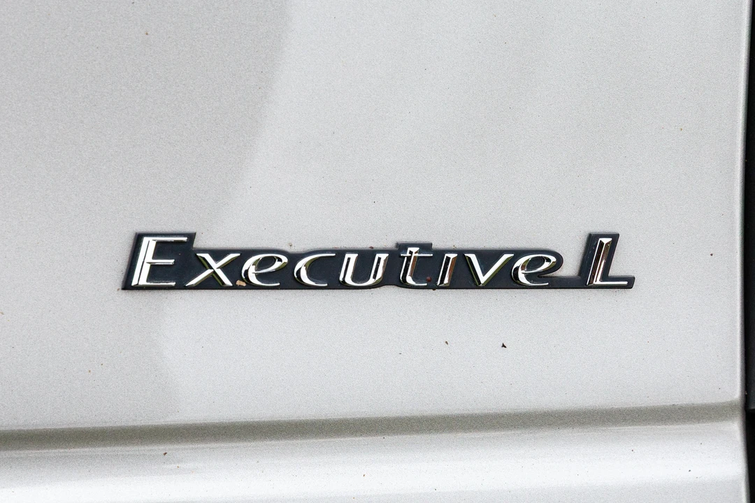 2006 Lincoln Town Car - Image 9 of 31