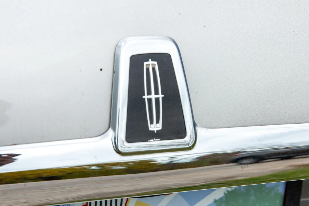 2006 Lincoln Town Car - Image 11 of 31