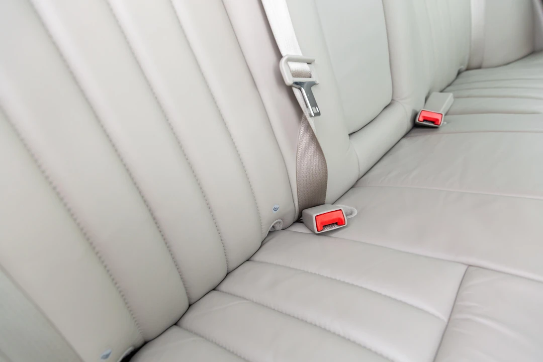 2006 Lincoln Town Car - Image 29 of 31
