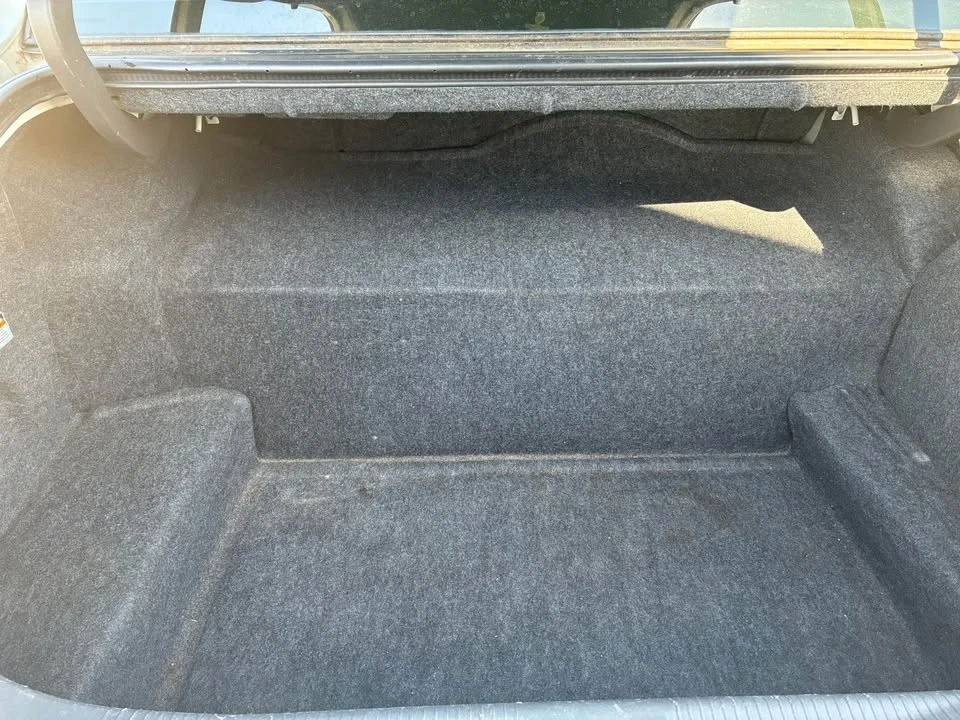 2006 Lincoln Town Car - Image 12 of 14