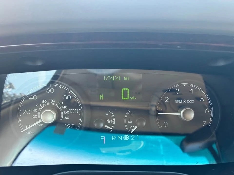 2006 Lincoln Town Car - Image 10 of 14