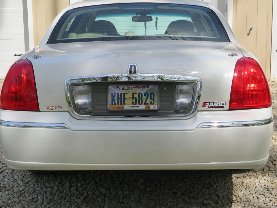 2006 Lincoln Town Car - Image 23 of 31
