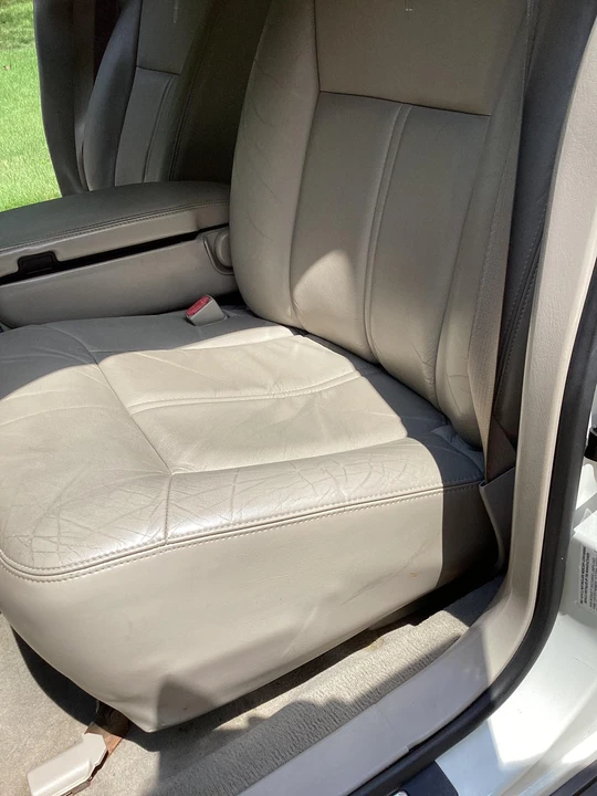 2006 Lincoln Town Car - Image 23 of 31